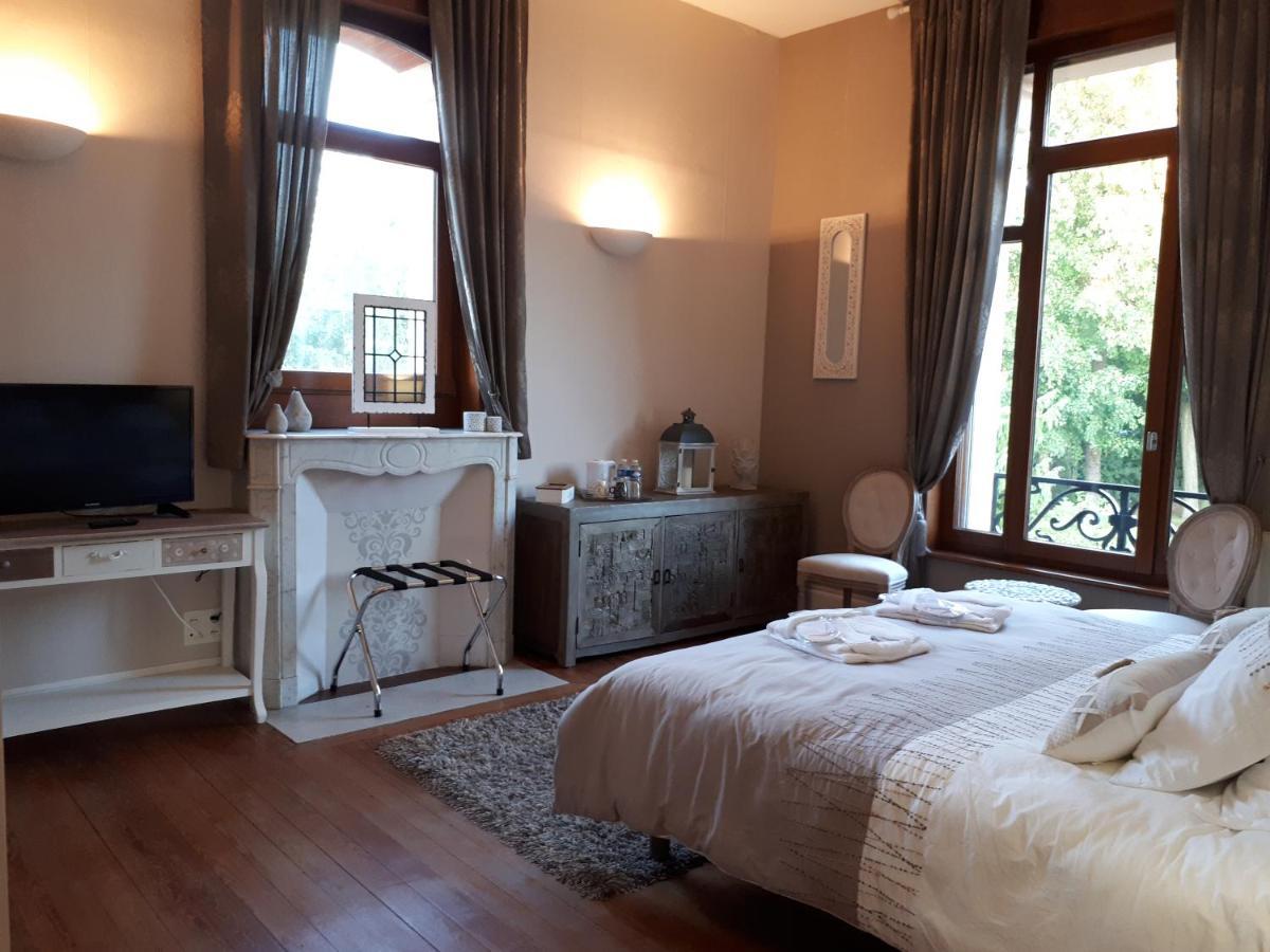 Le Manoir De La Mantille Caudry エクステリア 写真