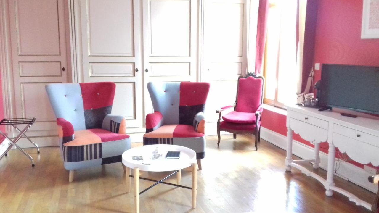 Le Manoir De La Mantille Caudry エクステリア 写真