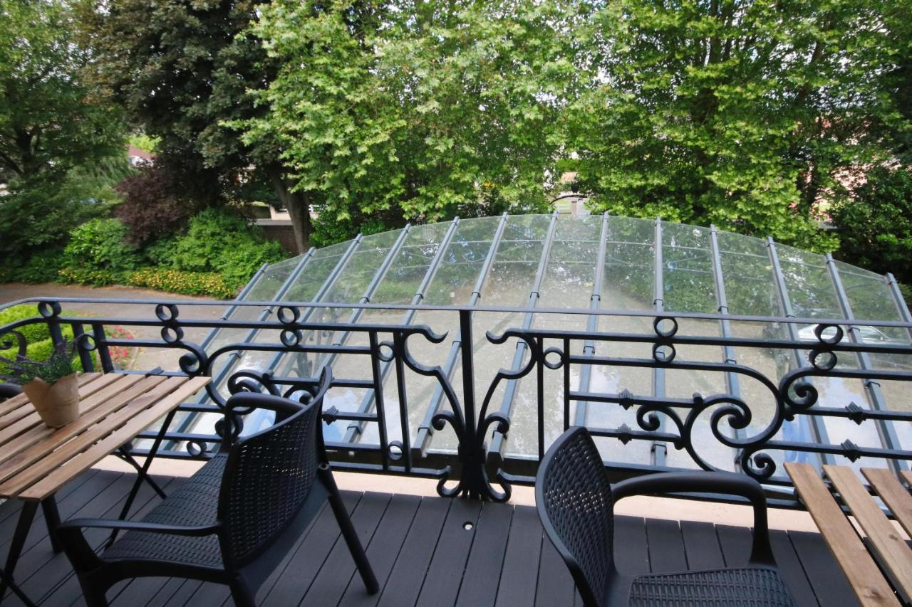 Le Manoir De La Mantille Caudry エクステリア 写真