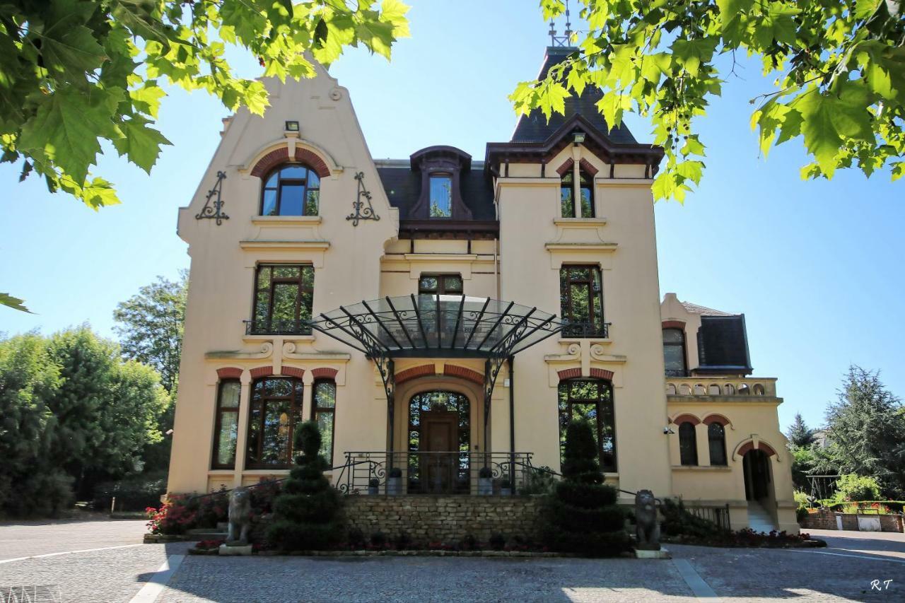 Le Manoir De La Mantille Caudry エクステリア 写真