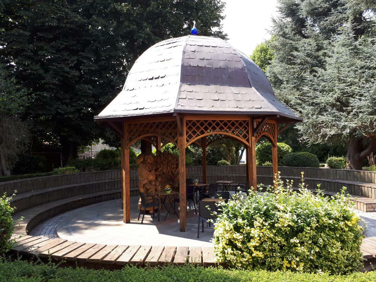 Le Manoir De La Mantille Caudry エクステリア 写真